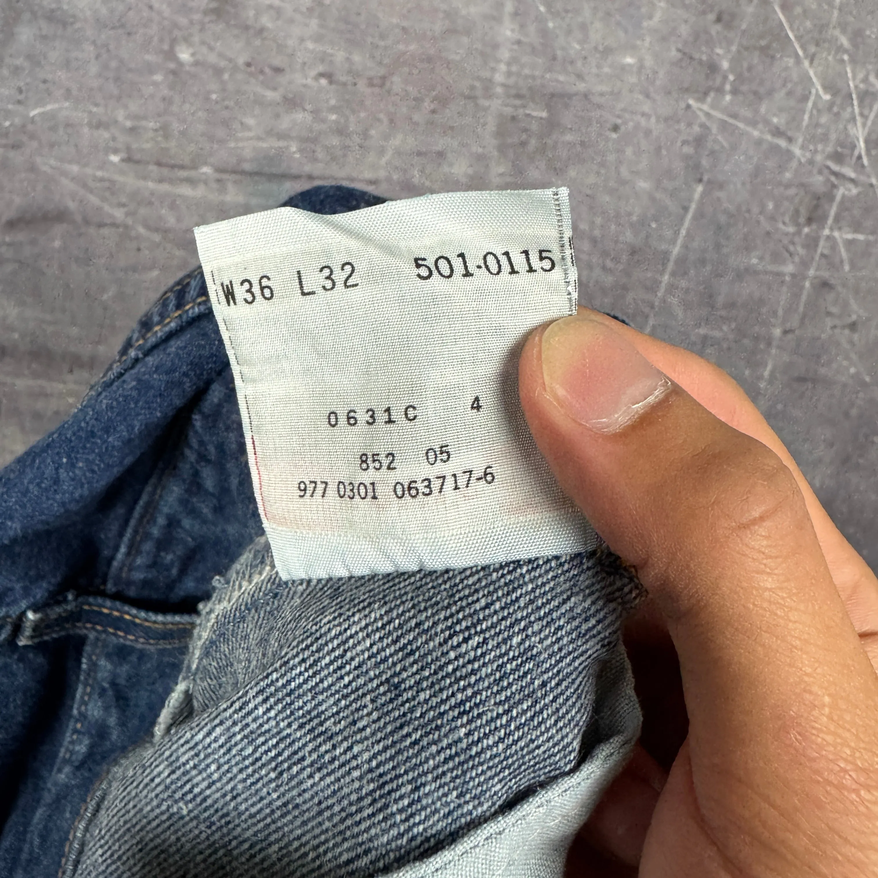 90s Dark Wash Levi's 501 Denim Jeans 35x32 0791