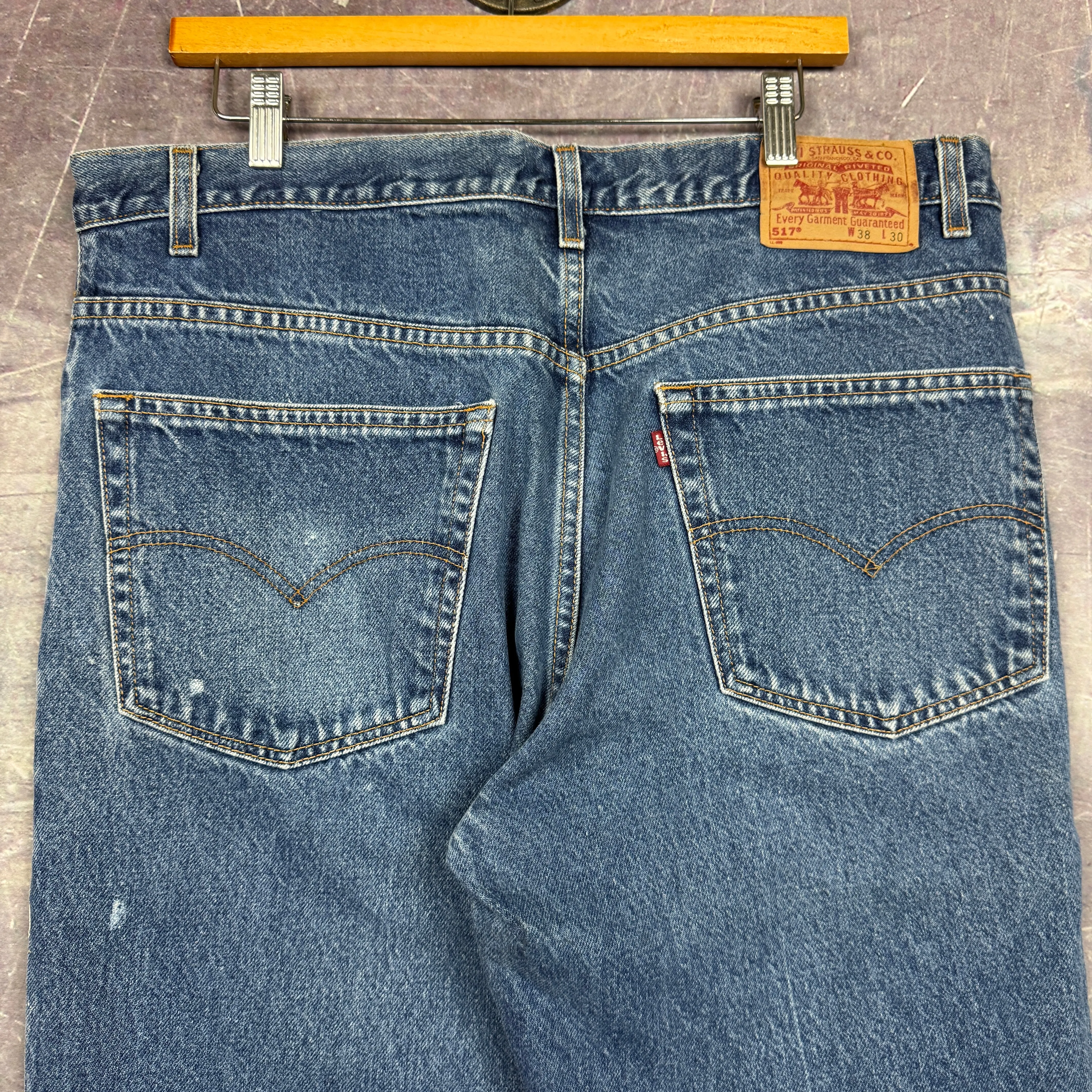 90s Dark Wash Painter Levi's 517 Denim Jeans 37x29 0646