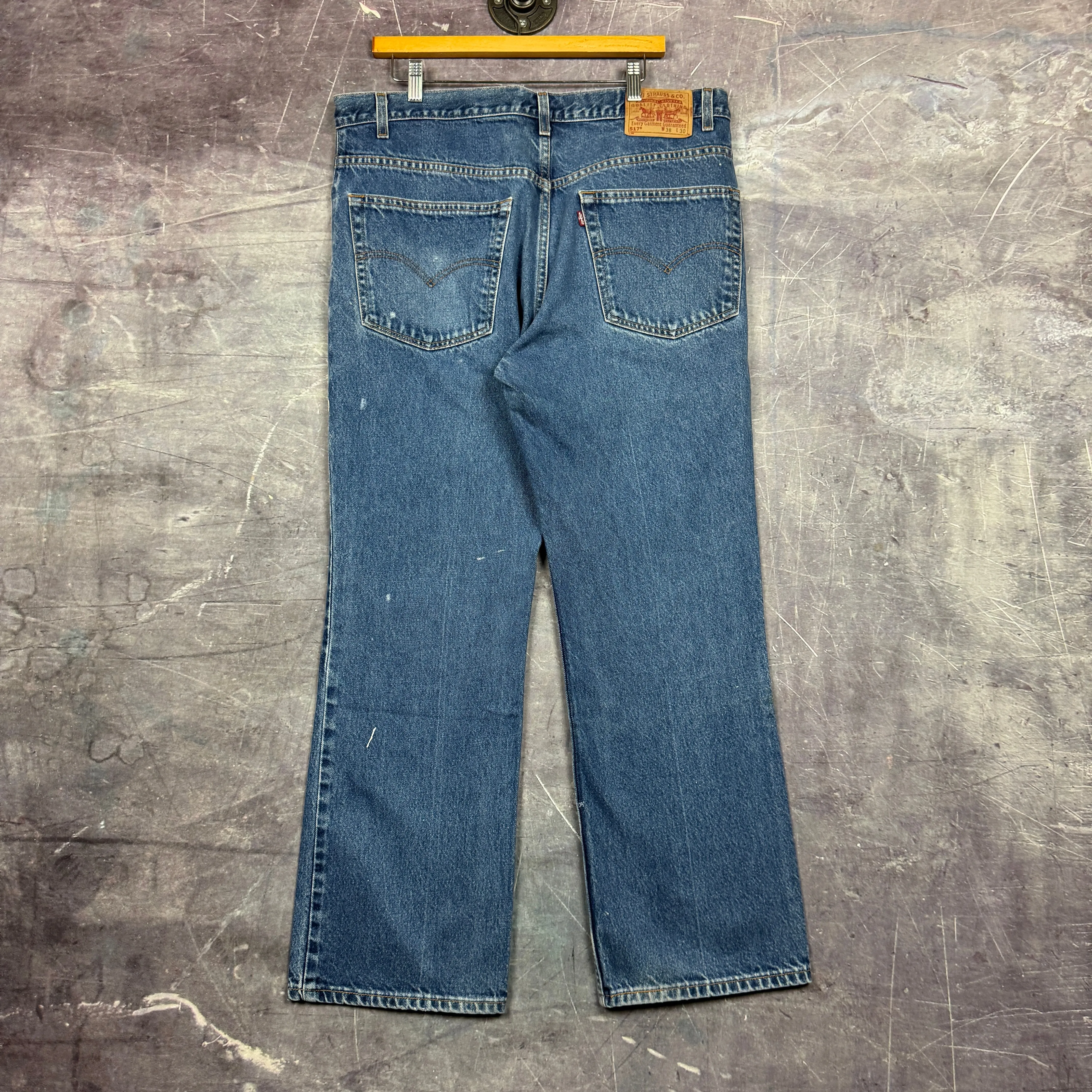 90s Dark Wash Painter Levi's 517 Denim Jeans 37x29 0646