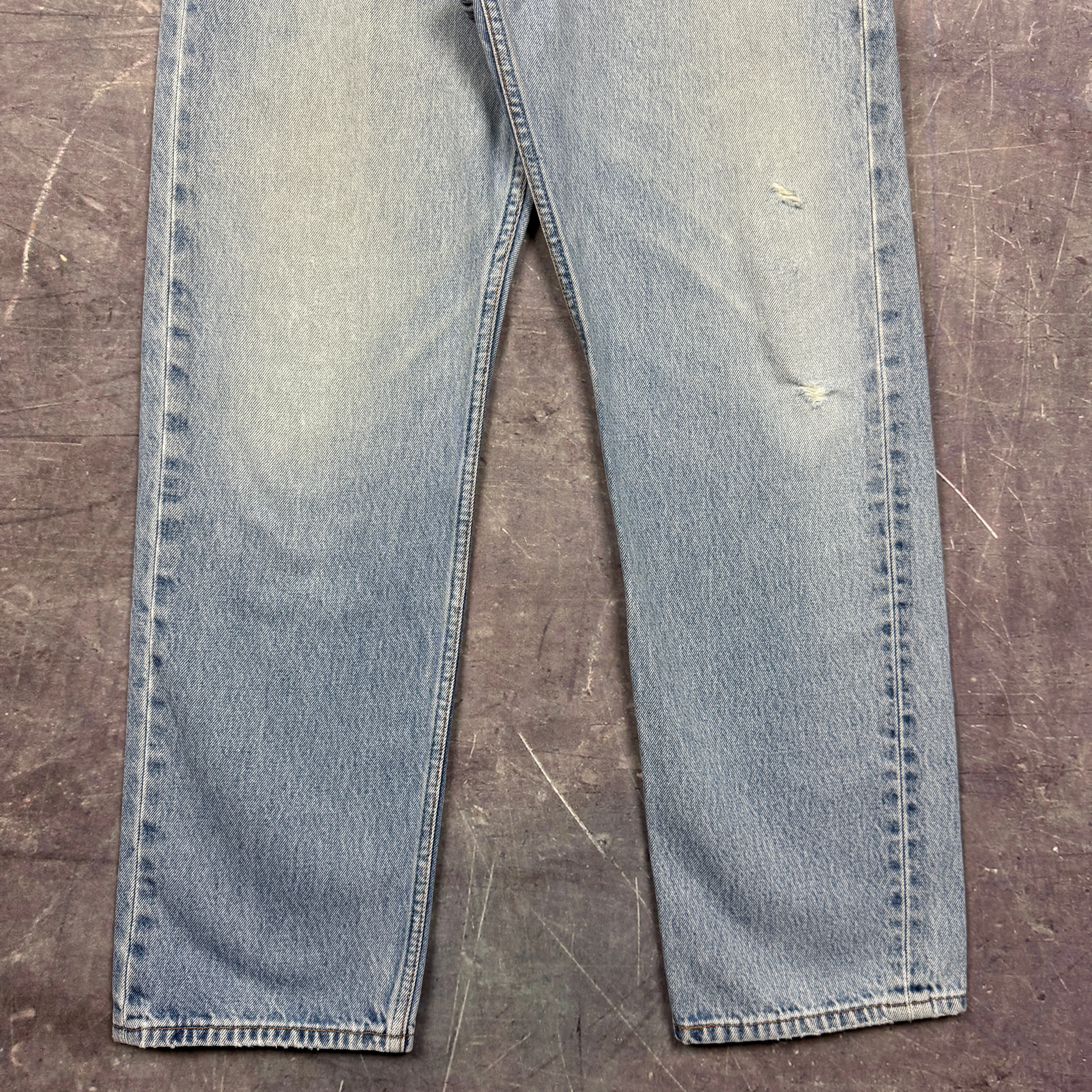 90s Light Wash Levi's 501 Denim Jeans 32x29.6 0628
