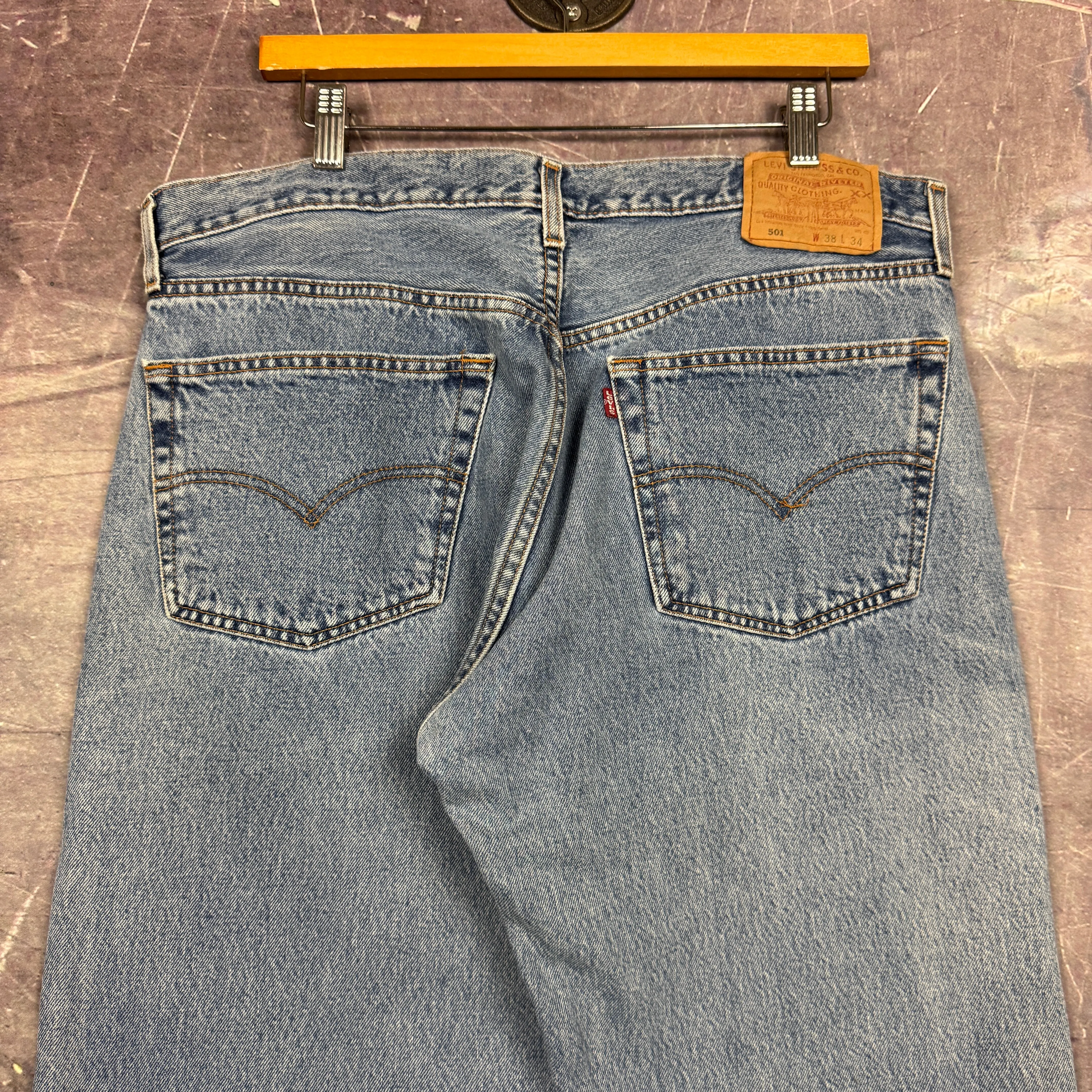 90s Light Wash Levi's 501 Denim Jeans 35x33 0705