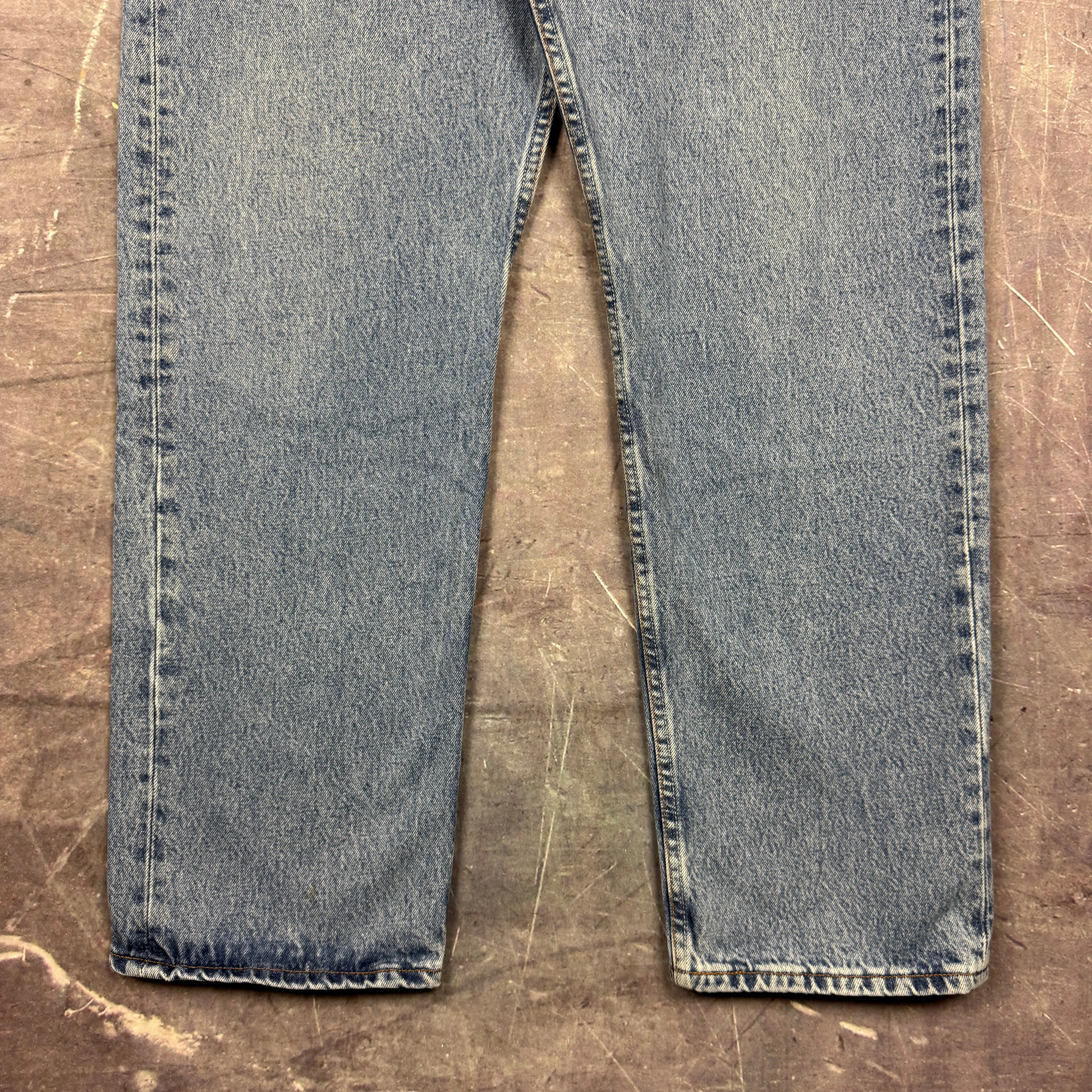 90s Light Wash Levi's 501 Denim Jeans 38x31 0713