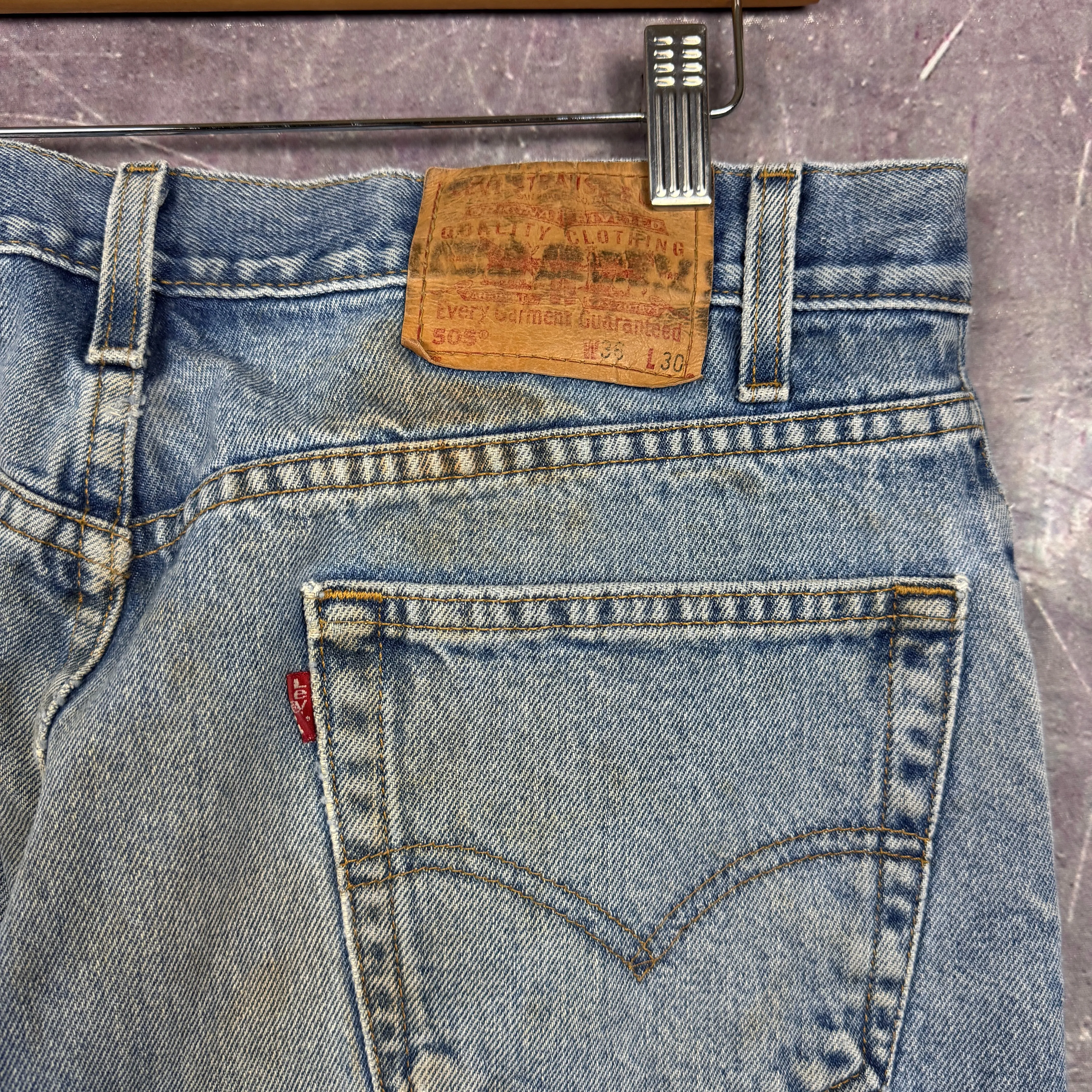 90s Light Wash Levi's 505 Denim Jeans 34x30 0764