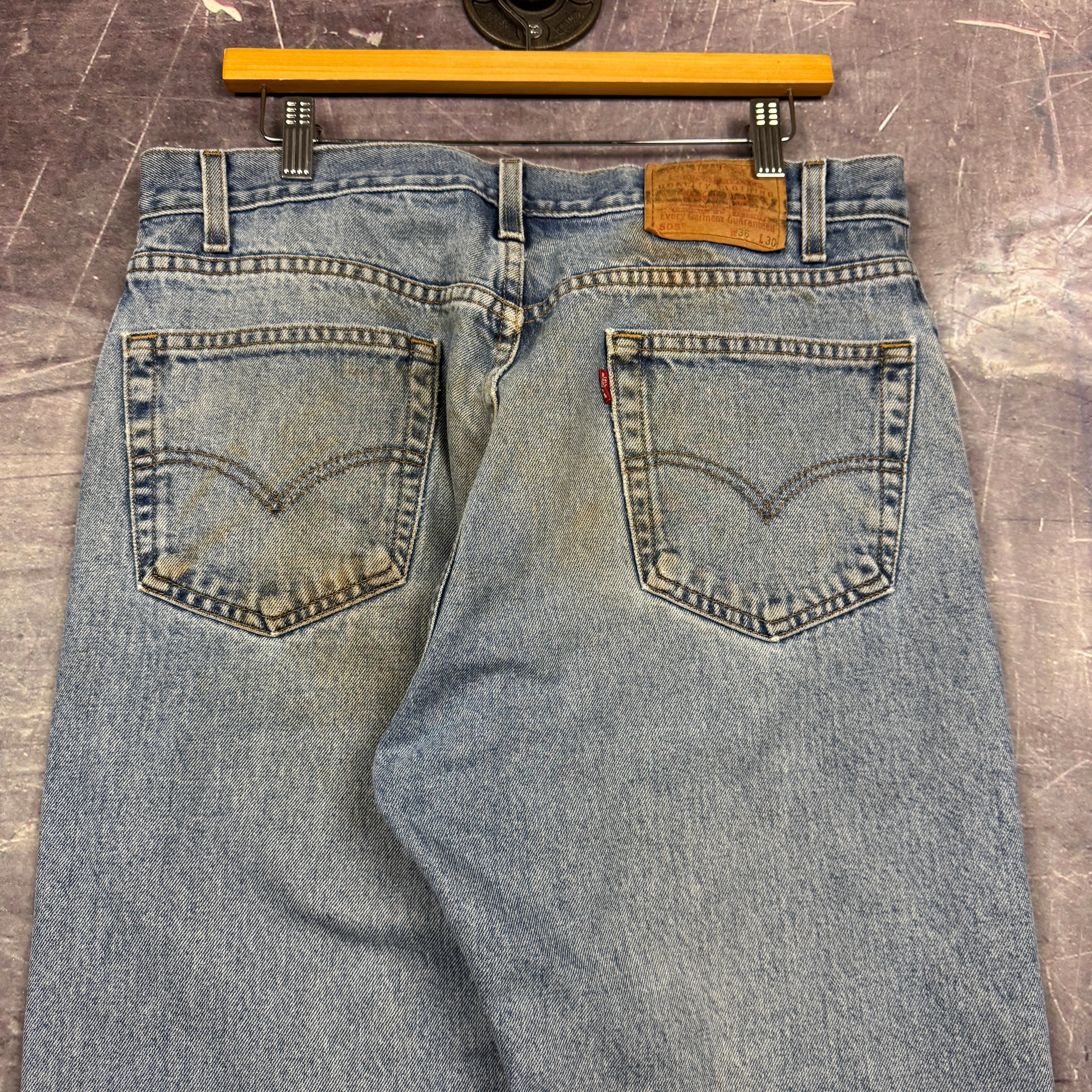 90s Light Wash Levi's 505 Denim Jeans 34x30 0764
