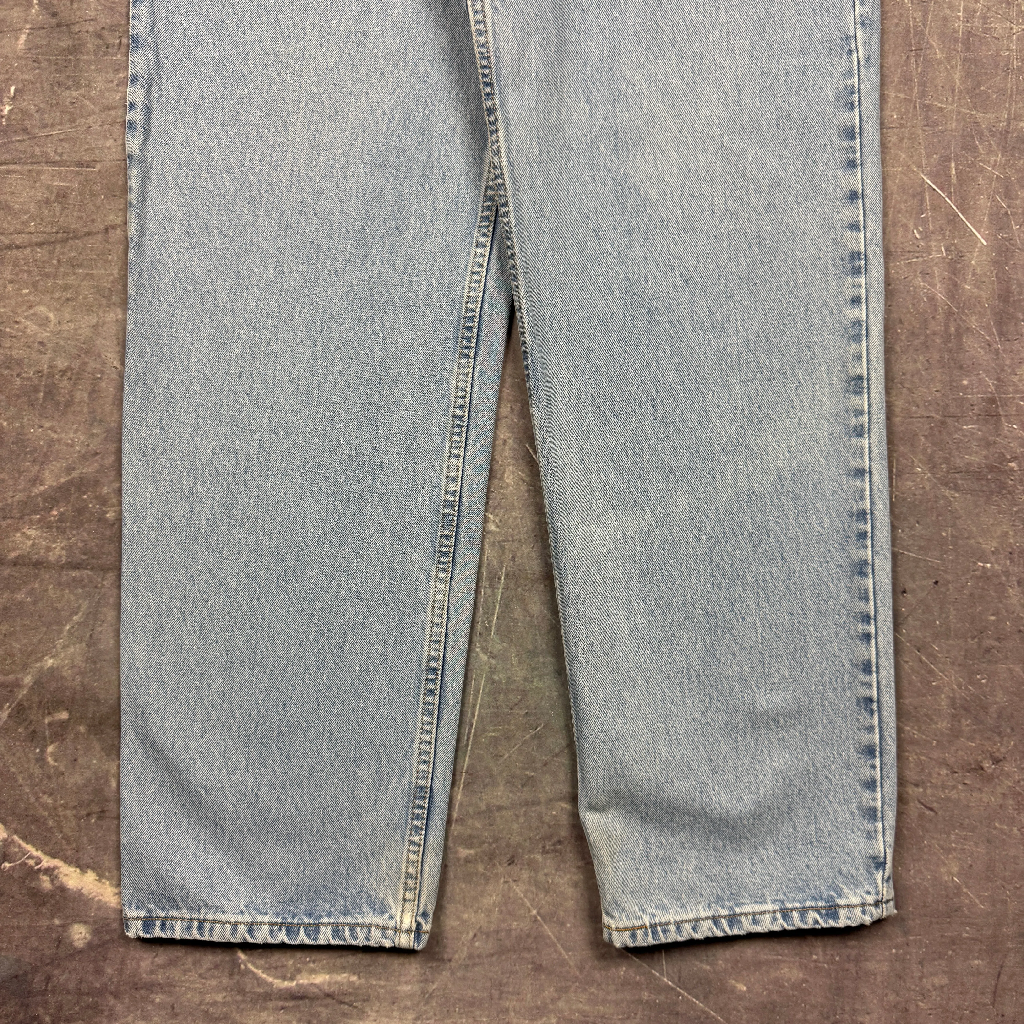 90s Light Wash Levi's 550 Denim Jeans 36x33 0730