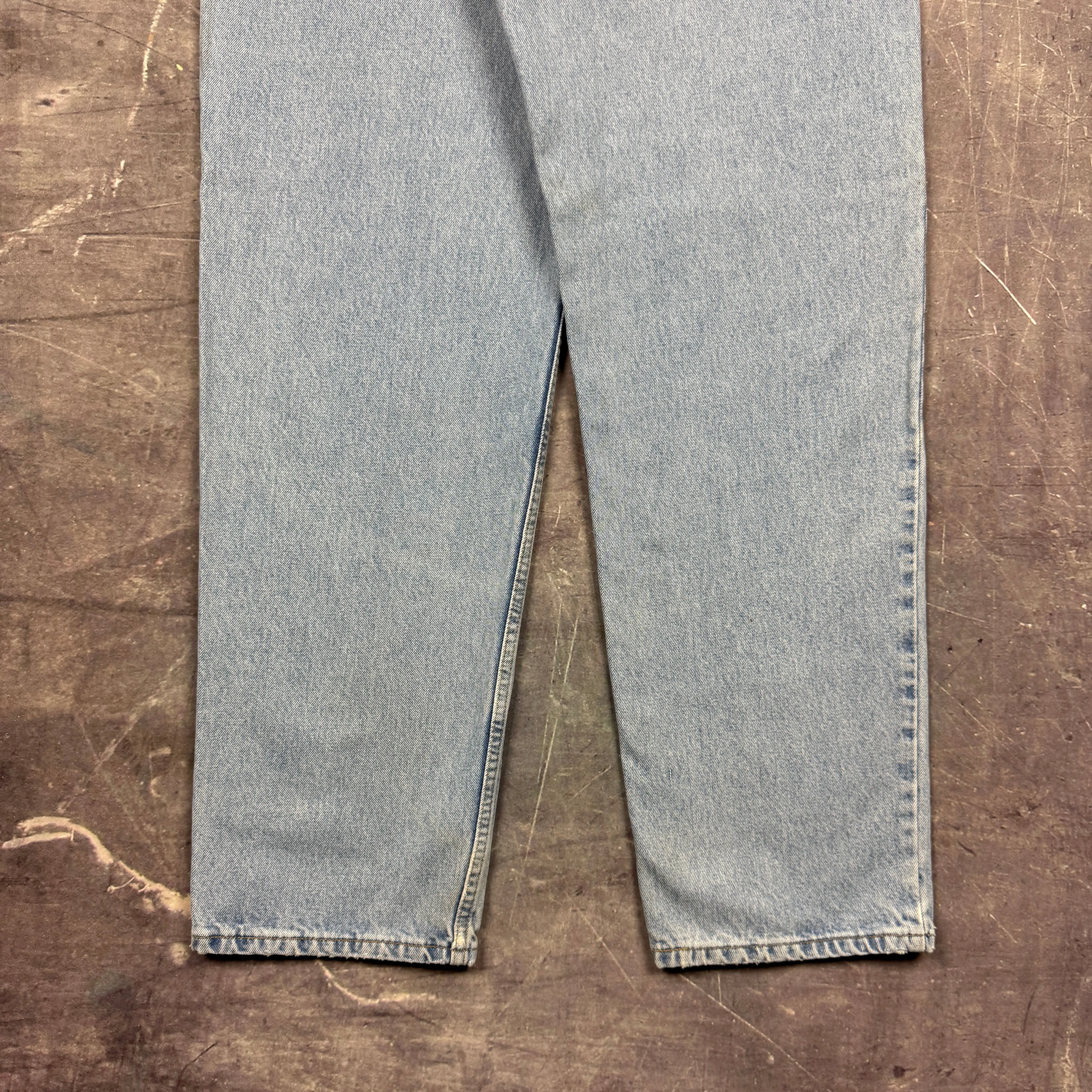 90s Light Wash Levi's 550 Denim Jeans 36x33 0730