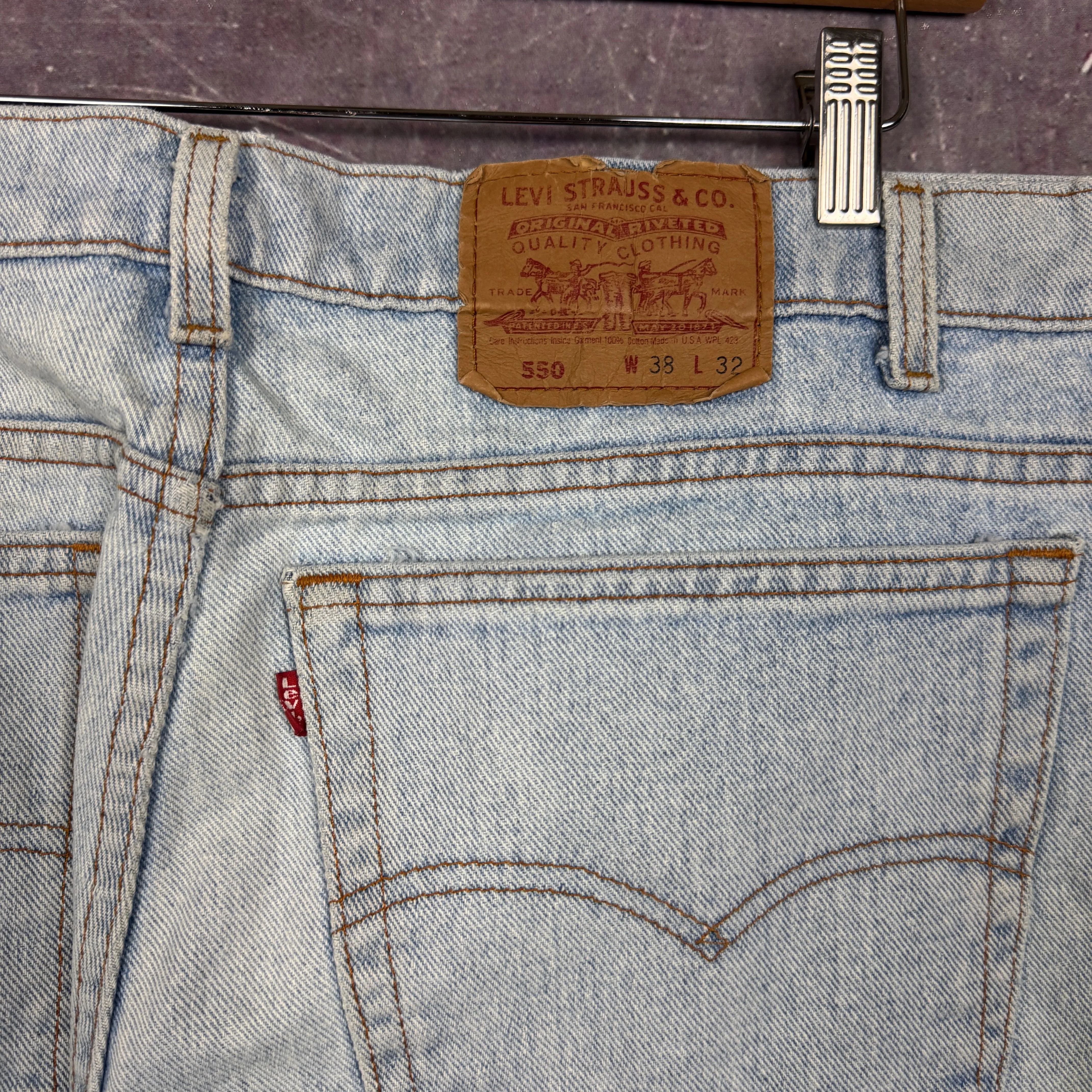 90s Light Wash Levi's 550 Denim Jeans 37x31.5 0728