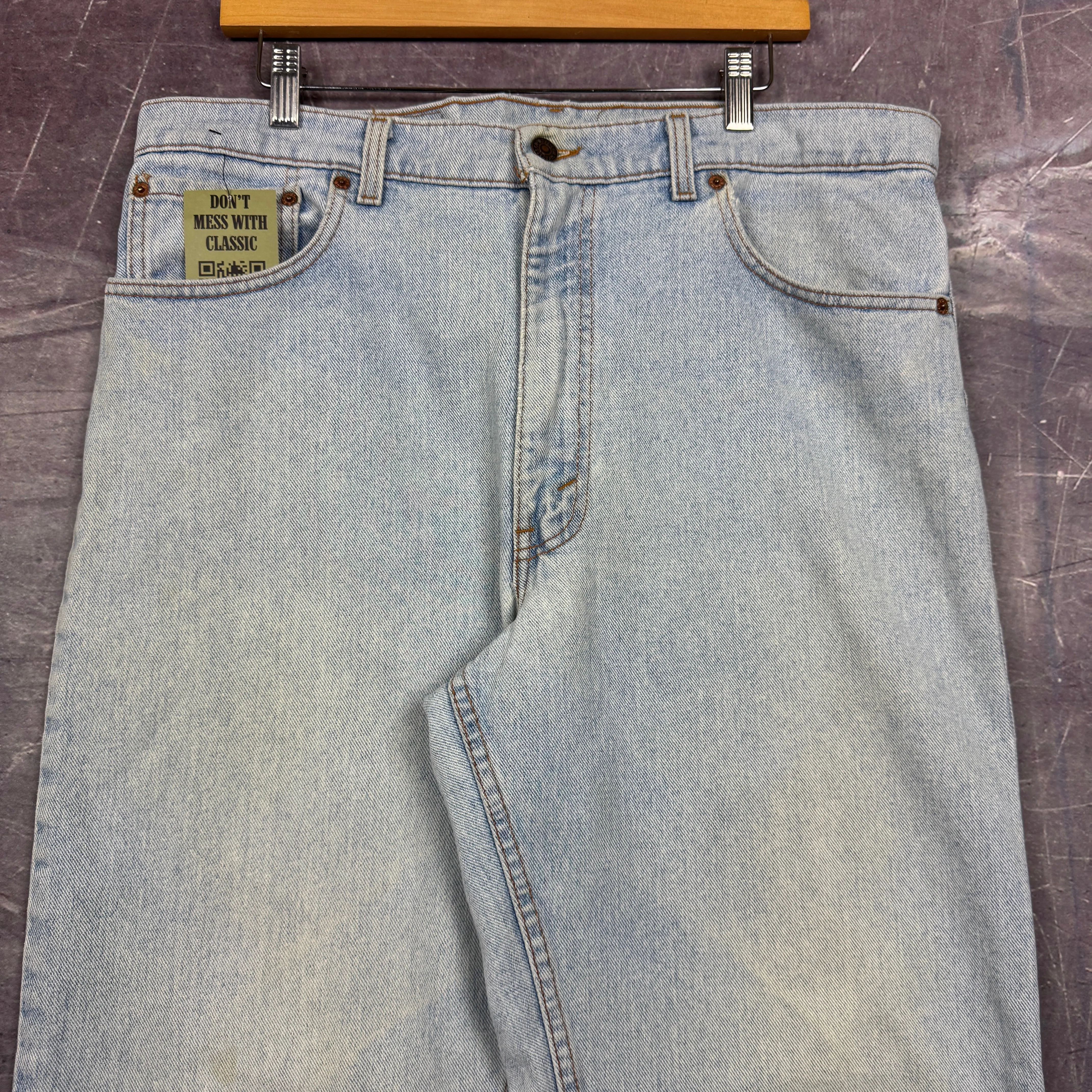 90s Light Wash Levi's 550 Denim Jeans 37x31.5 0728