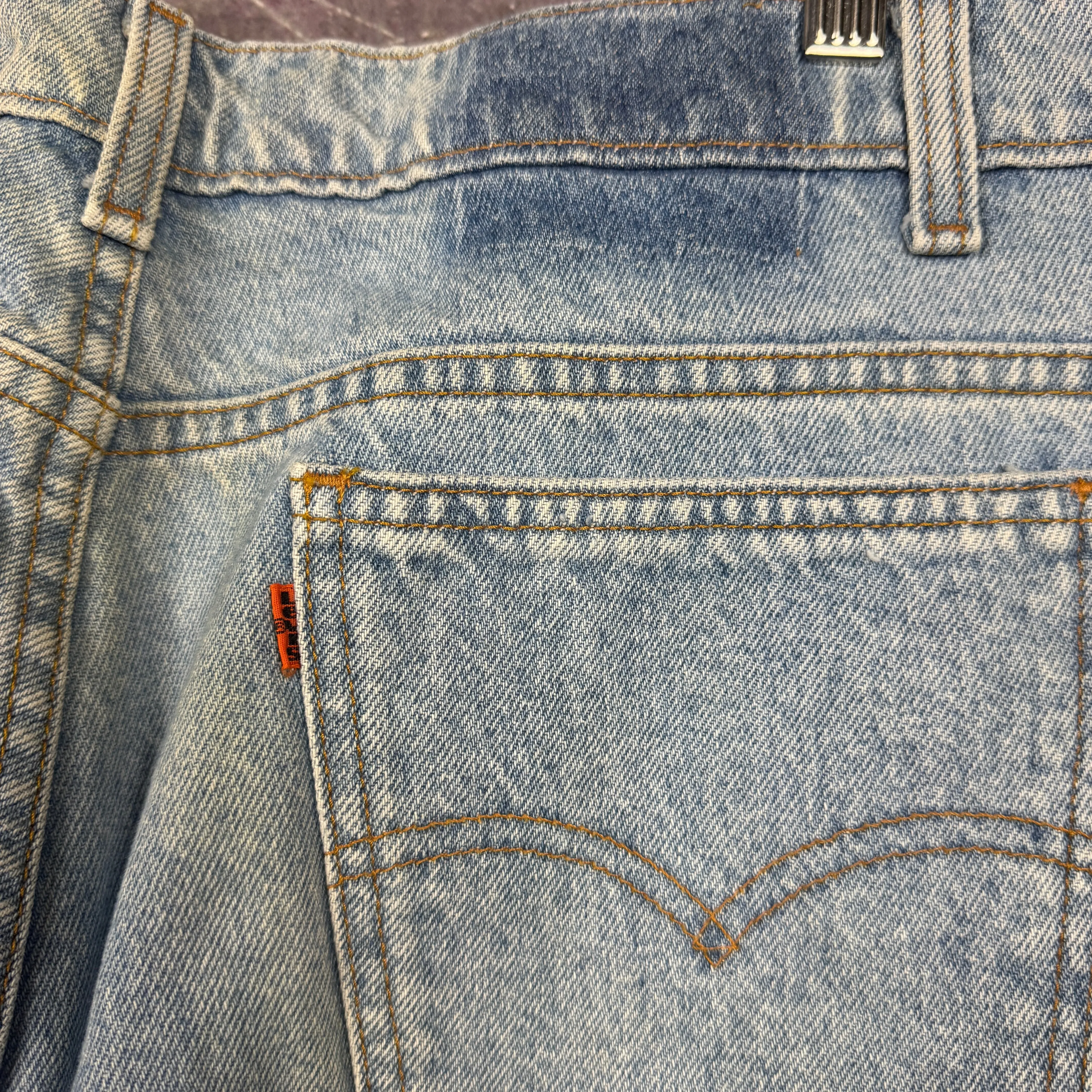 90s Light Wash Orange Tab Levi's 505 Denim Jeans 35x31 0742