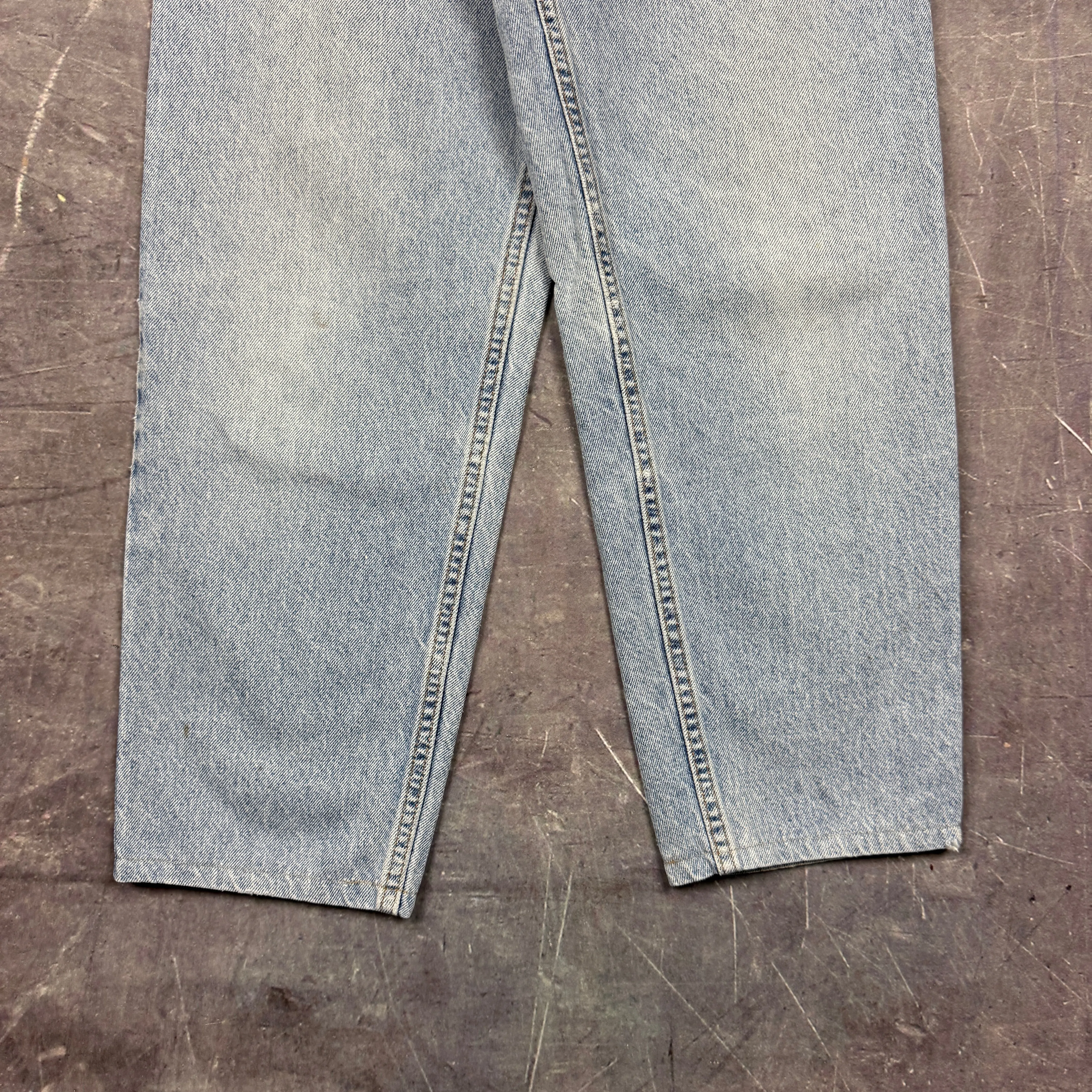 90s Light Wash Orange Tab Levi's 550 Denim Jeans 28x25.5 0678