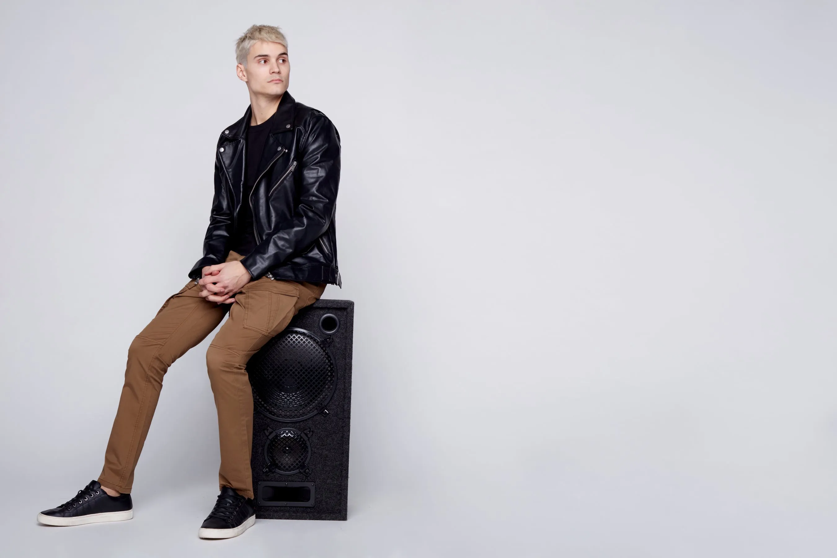 Deluxe 5 Pocket Slim Fit Pants - Tobacco