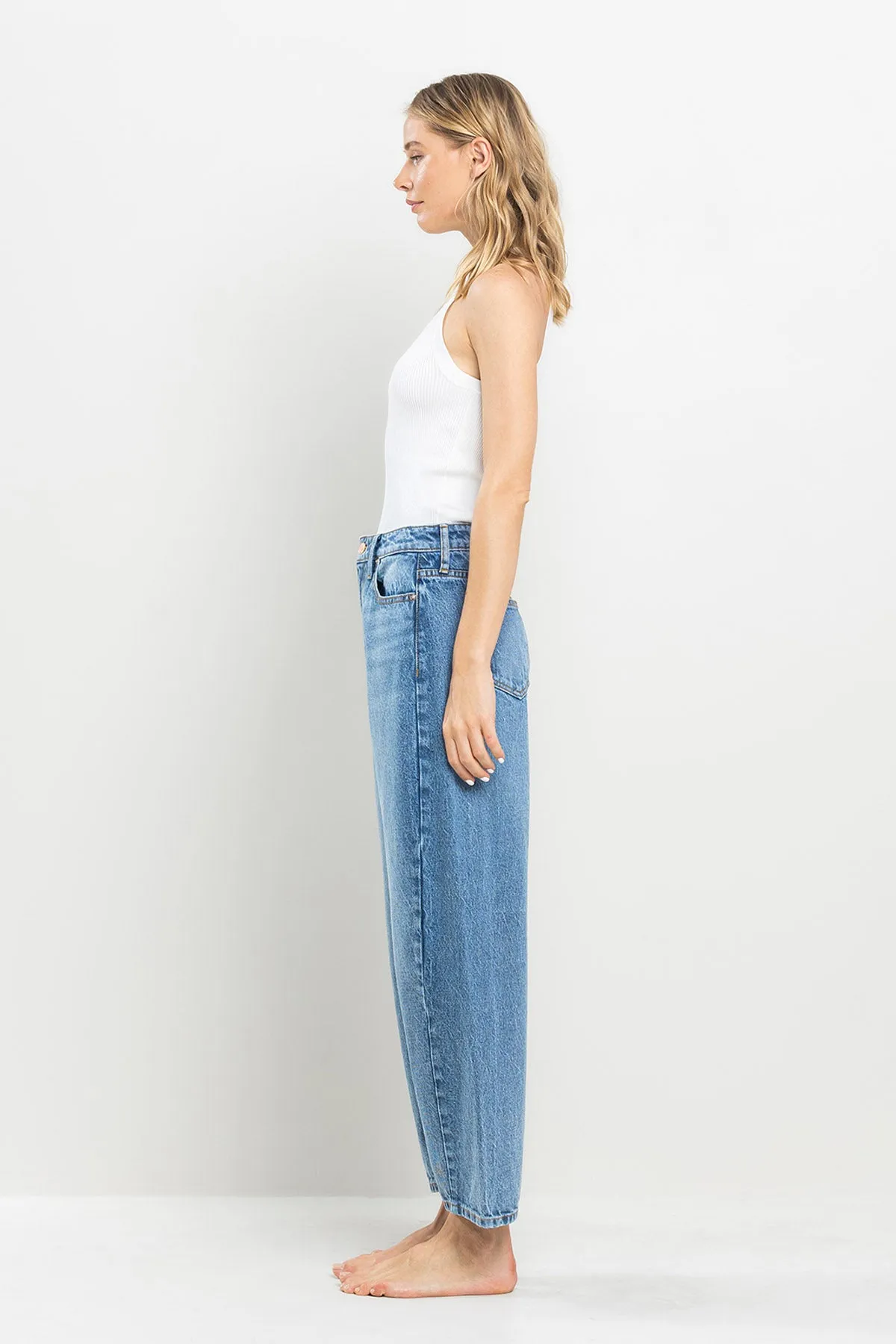 HIGH RISE BALLON FIT JEANS IN MEDIUM VINTAGE  / SP-P12565MV