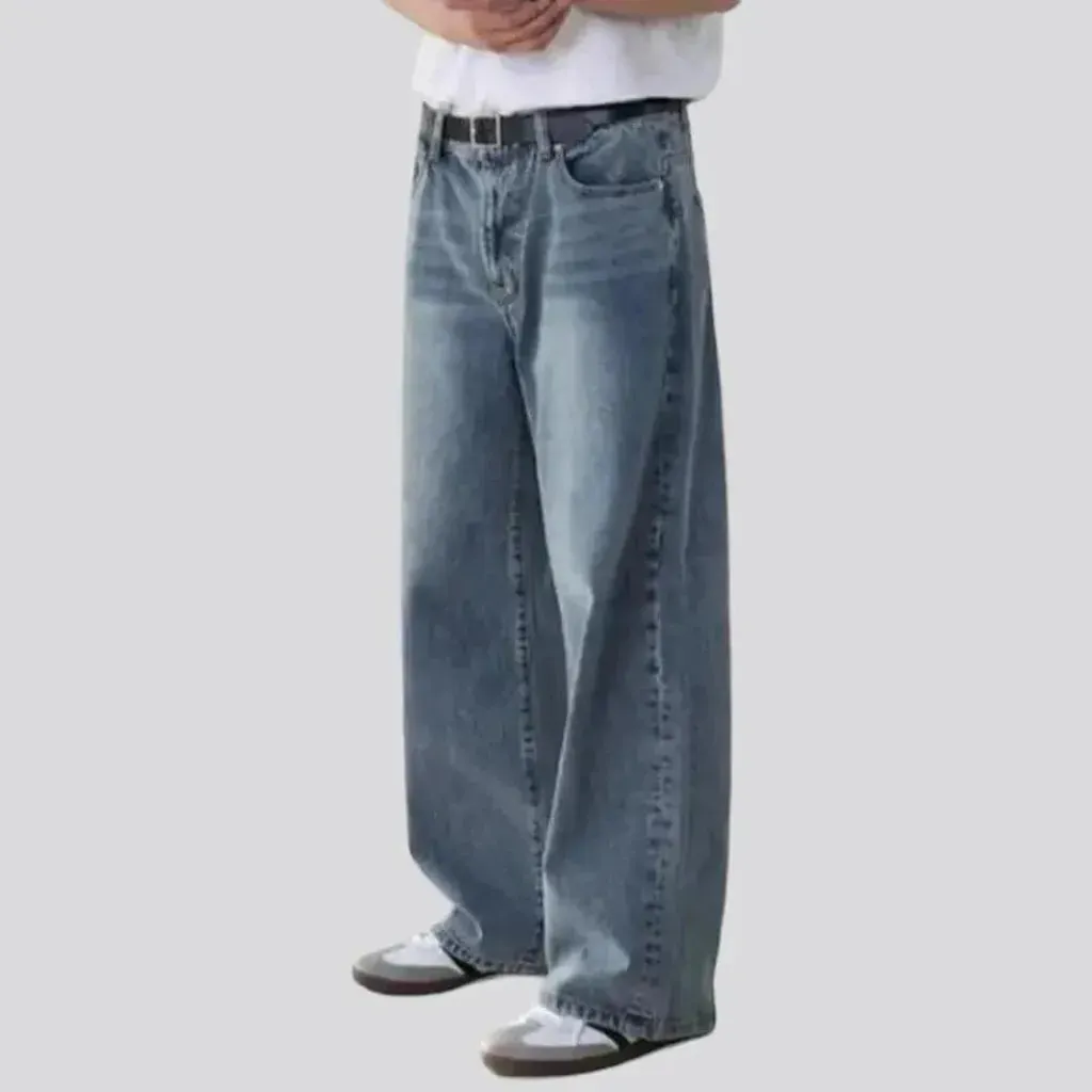 Mid-waist baggy jeans
 for men